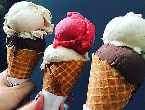 瓜妹吃冰淇淋视频,甜蜜瞬间尽收眼底